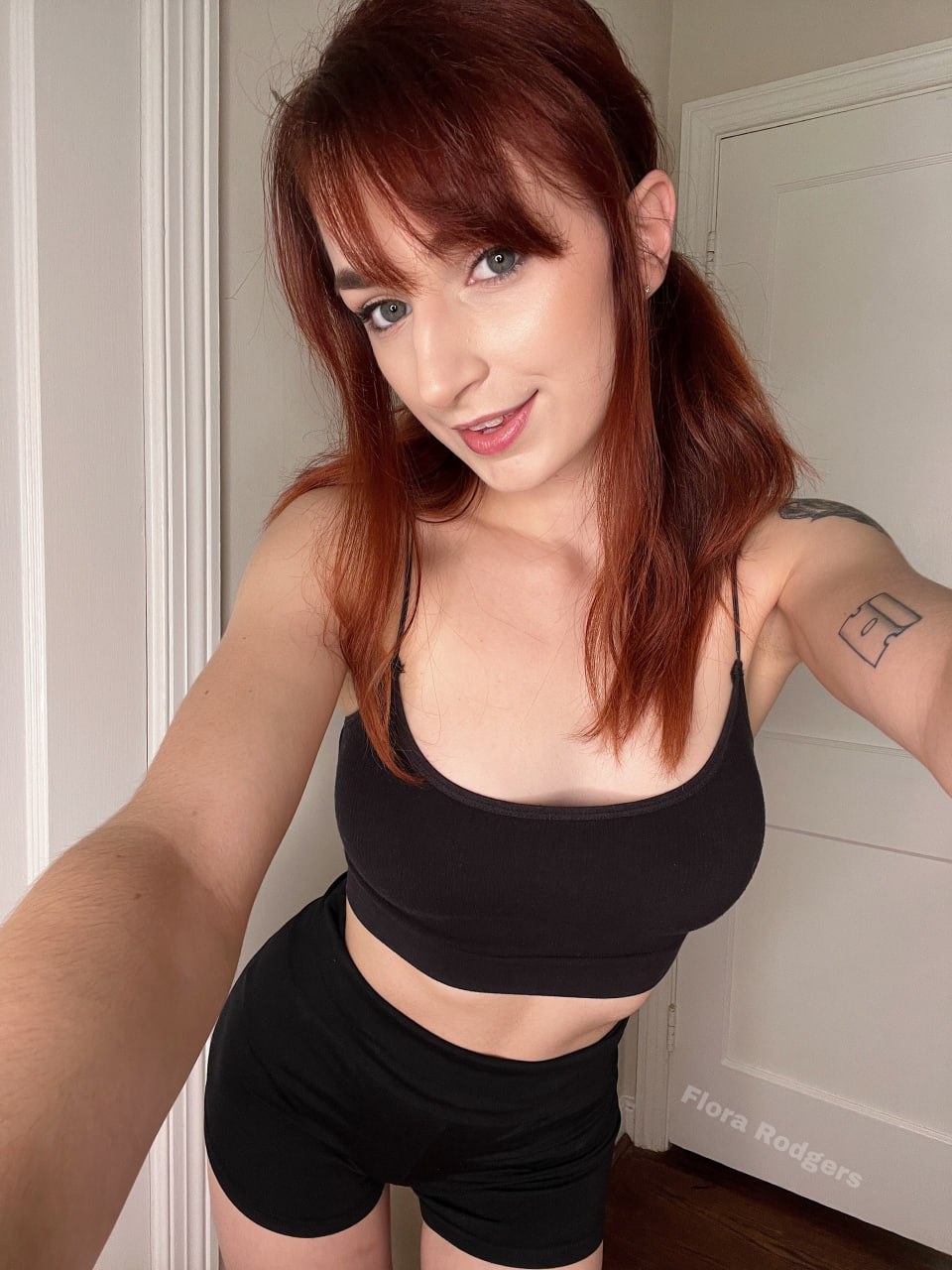 flora rodgers (80gb)
